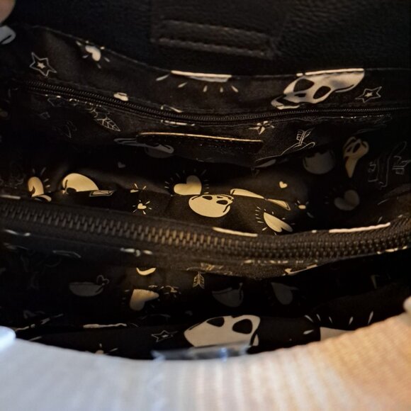 Betsey Johnson XOBECCA-H White & Black Tote NWT - Picture 13 of 15